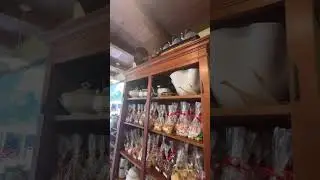 Это все хлам и это надо все выбросить! Барахолка Италия антиквариат фарфор винтаж! Про поиск клада!