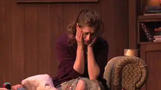 Quelque part dans cette vie au Théâtre Édouard VII - Extrait "Aspirateur"