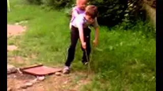 Малые шалят