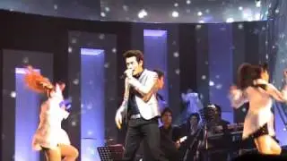 Ice Sarunyu - Narak Na Love + Fak Lieng @ BAM Love Song Concert.MPG