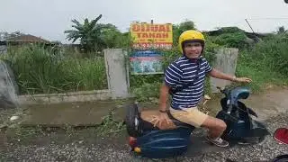 CBR bareng Bajaj antik di bogor