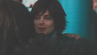 hold on -  alice and bella