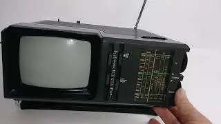 Vintage Sears 1983 TV / FM / PB. 1983