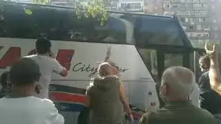 Տղաներին ծափերով ճանապարհեցին սահման