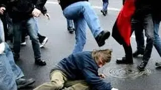 Быдло получает по роже