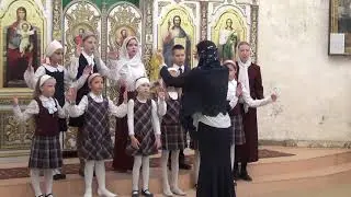 Хор Эльф в храме Св  Ирины Рождественские песнопения