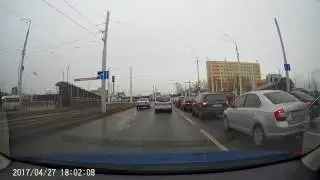 Как люди смотрят на знаки))