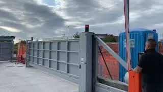 Barriera M-Bar Nice