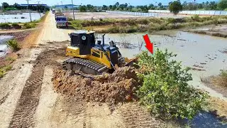 Processing Filling Up Land Building Foundation Village, Bulldozer SHANTUI DH17C3, Dump Truck 25Ton