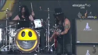 Slash feat Myles Kennedy & The Conspirators  ''World On Fire Live'' - Rock Am Ring 2015 HD