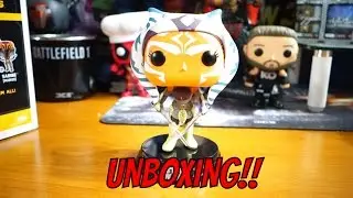 Funko POP! Star Wars Rebels Ahsoka Tano Hot Topic Exclusive Figure Unboxing