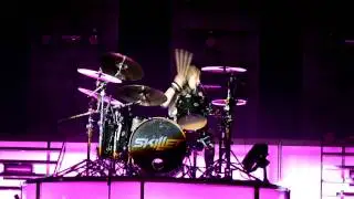 Jen Ledger, Skillet Drummer - Drum Solo HD