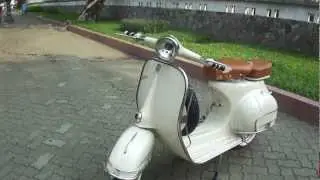Classic Vespa VBB 150cc in Ivory Cream - ID: SV#0112 - www.starvespa.com