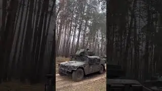 The Humvee column of the Special Operations Forces of Ukraine returns after the operation.