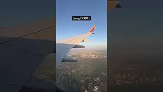 Which one would you choose to fly on? #boeing737 #737max #boeing #aviation #planes