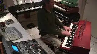 Une petite improvisation qui date de 2010 sur mon Wurlitzer 200