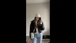 vlogmas day three ❤️ christmas shopping, crumbl cookie, snowy nights #shorts