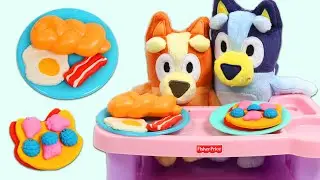 Bluey And Bingo Pretend To Cook A Breakfast Feast!