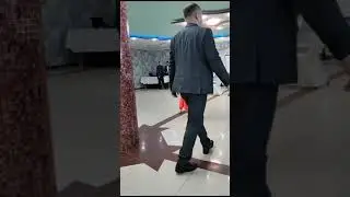 Алиям танцует уйгурский