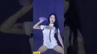 Korean Girl Sexy dance on stage 🔥 | Korean girl bath in public😮 | 