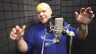 Процесс записи рэпа под минус в студии звукозаписи Vivaldi