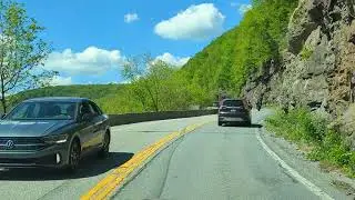 Upper Delaware River Scenic Roadway (NY-97) passing the Hawks Nest Lookout near Port Jervis, NY