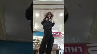 Raim #двигаться #танцы #dance #trendingshorts #trend #trendingvideo #trendingsong #тренды