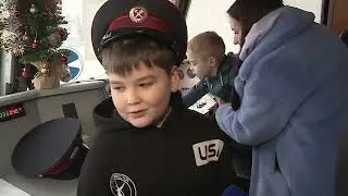 Железнодорожники осуществили мечту двух ребят из Сургута
