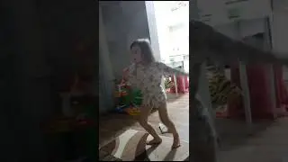 Будующая звезда!