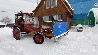 Откатные ворота. И НЕМНОЖКО УБОРКА  СНЕГА .