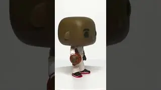 Michael Jordan in Chicago Bulls  Warm Ups Funko Pop