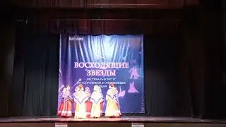 хоровод  с платками