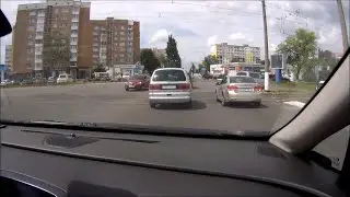 Поездка по городу. Налоговая, Светофор, училище олимпийского резерва, магазин окна двери...