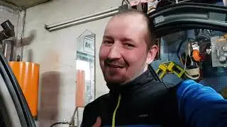 Противный болт печки под торпедой