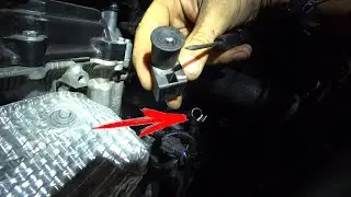 Как снять заглушку заливочного отверстия щупа вариатора Nissan Rogue Xtrail t32