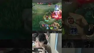 Paquito becomes Esmeralda 