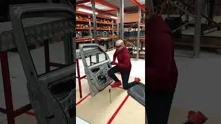 Как быстро разобрать дверь😁👍