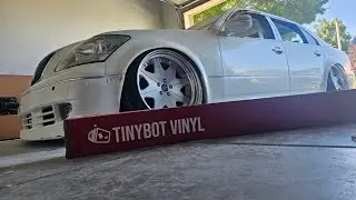 VIP Lexus LS430 Getting wrapped #tinybotvinyl #lexus #ls430 #carwrapping