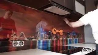 Монтаж кухонного фартука из стекла