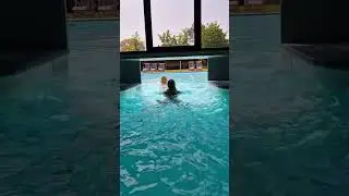 Zwemmen in het verwarmde buitenzwembad 