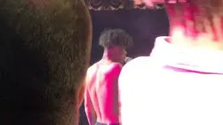 skies in DC opening for uzi