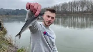 CATCHING CAPE WITH BUCKETS