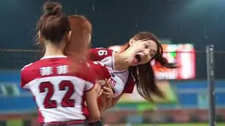 Rakuten Girls 《藍寅倫擊出再見安打 , 倪暄興奮抱起YURI轉圈圈 》Rakuten Monkeys 20200904【4K】