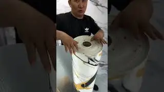 Мощный Обои самоклейка