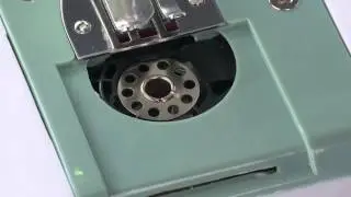 SINGER® QUIKFIX™ Bobbin Insertion Tutorial