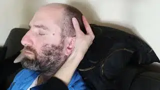 Bartmassage ASMR