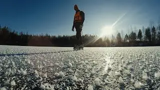На коньках по льду озера. Первый лёд (пока не тот). Стрижи, карьер Трапицыны
