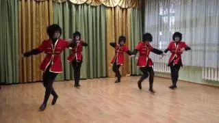 Танцевальный ансамбль 
