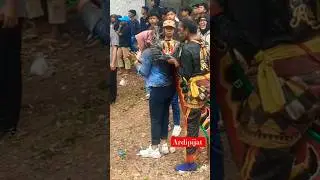 TINGKAH LUCU PENONTON RONGGO JATI #shorts #reog #jaranan #lucu #cantik