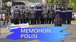 Suster di Myanmar Berlutut Sambil Menangis di Depan Polisi dan Memohon agar Tak Menangkap Demonstran